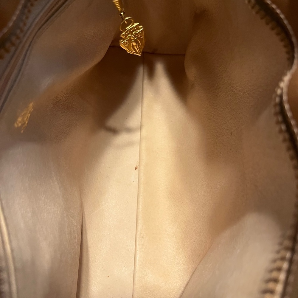 1970s Gucci 2-handle tan purse - Picture 13 of 16